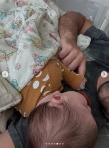 Capture decran 16 11 2025 113356 www.instagram.com Découvrez 12 photos du bébé de Félix-Antoine Tremblay depuis sa naissance