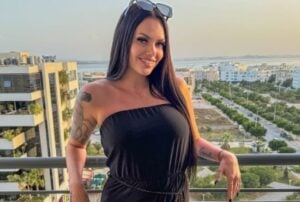 « Je regrette x1000 » : une influenceuse québécoise en colère de sa chirurgie ratée en Tunisie 2 « Je regrette x1000 » : une influenceuse québécoise en colère de sa chirurgie ratée en Tunisie Capture decran 3 11 2025 05812 www.instagram.com « Je regrette x1000 » : une influenceuse québécoise en colère de sa chirurgie ratée en Tunisie