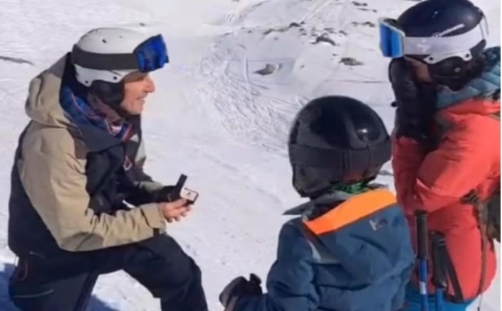 Capture decran 3 11 2025 14914 vedettequebec.com L&rsquo;amoureux de Julie Marcoux future cheffe d&rsquo;antenne de TVA, d&eacute;voil&eacute; : d&eacute;couvrez qui partage sa vie !