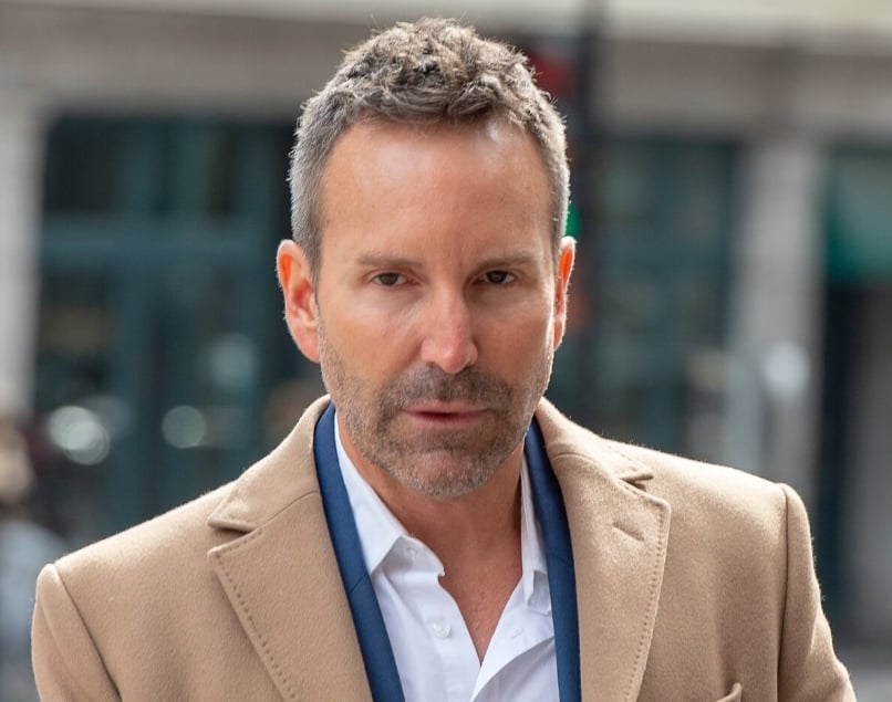 Nouveau rebondissement concernant Éric Salvail : l’animateur règle enfin un litige de son émission 1 Nouveau rebondissement concernant Éric Salvail : l’animateur règle enfin un litige de son émission Capture decran 4 11 2025 21438 tgam tgam prod.web .arc cdn.net Nouveau rebondissement concernant Éric Salvail : l’animateur règle enfin un litige de son émission