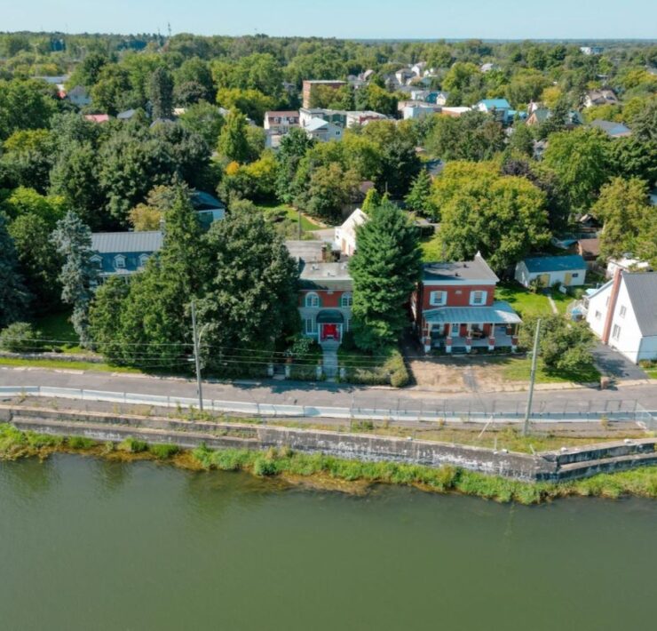 d8962101 de9a 499c 916a c4a087dfe80c 1200x887 1 Marie-Lyne Joncas dévoile un geste touchant autour d’un héritage symbolique