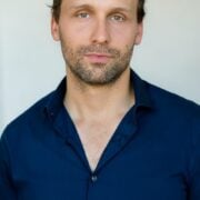 emile proulx cloutier Julie Artacho web Émile Proulx-Cloutier dévoile un final touchant et inattendu d’Avant le crash