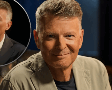 montage final 1763928005 Stéphan Bureau se confie sur l’absence d’enfants : « J’avais peur de reproduire mon père »