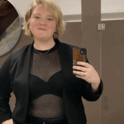 montage final 1764104726 Debbie Lynch-White n'est plus un coeur à prendre et sa nouvelle blonde est connue