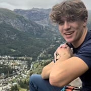 xavier trudeau 681x341 1 Xavier Trudeau dévoile une romance complice et touchante avec Pariya Carello