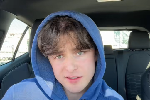 Capture decran 2025 12 03 122757 Un gars au Qu&eacute;bec n&rsquo;en peut plus des automobilistes qui restent dans la voie de gauche sur l&rsquo;autoroute