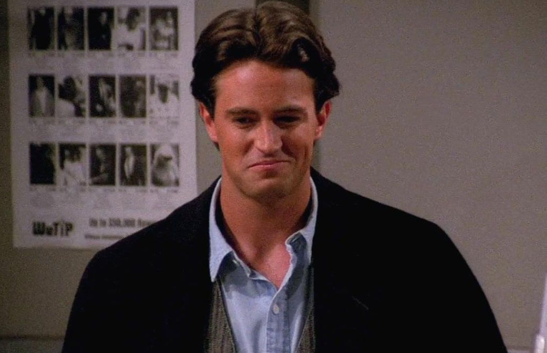 Mort de Matthew Perry : le médecin impliqué dans son addiction à la kétamine condamné à 30 mois de prison 2 Mort de Matthew Perry : le médecin impliqué dans son addiction à la kétamine condamné à 30 mois de prison Capture decran 2025 12 05 060228 Mort de Matthew Perry : le médecin impliqué dans son addiction à la kétamine condamné à 30 mois de prison