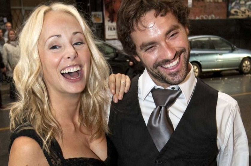 Une actrice populaire sort avec l’ex de Mariloup Wolfe — et leur réaction surprend tout le monde 1 Une actrice populaire sort avec l’ex de Mariloup Wolfe — et leur réaction surprend tout le monde Capture decran 2025 12 07 143526 Une actrice populaire sort avec l’ex de Mariloup Wolfe — et leur réaction surprend tout le monde