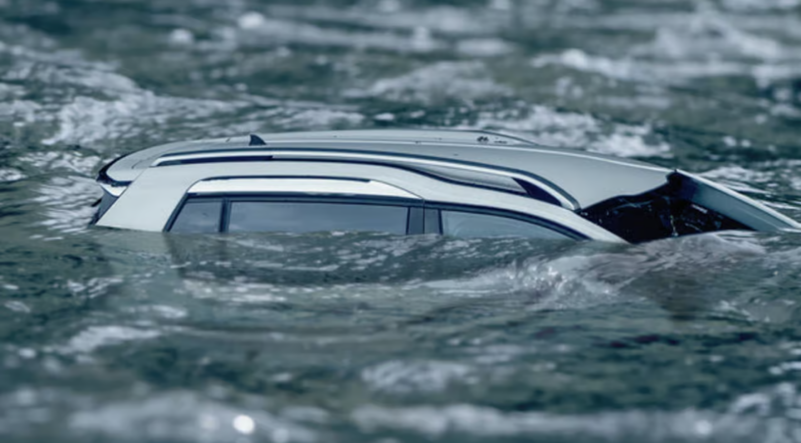 Capture decran 2025 12 07 182241 &laquo; Un cauchemar absolu &raquo; : une voiture s&rsquo;&eacute;crase dans leur piscine, trois jeunes retrouv&eacute;s noy&eacute;s &agrave; Al&egrave;s