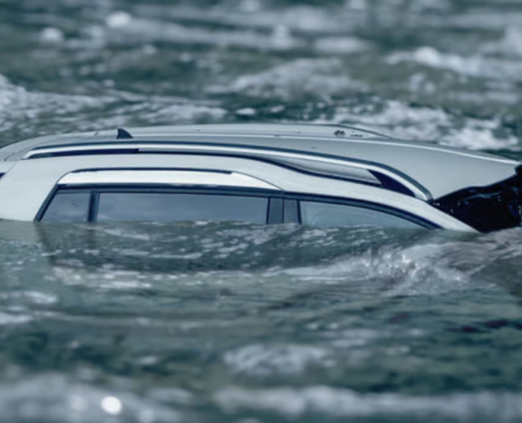 Capture decran 2025 12 07 182241 &laquo; Un cauchemar absolu &raquo; : une voiture s&rsquo;&eacute;crase dans leur piscine, trois jeunes retrouv&eacute;s noy&eacute;s &agrave; Al&egrave;s