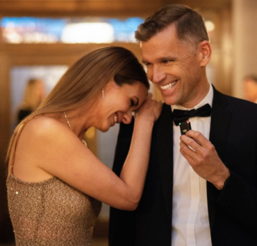 Capture decran 2025 12 09 092510 La journaliste Monic N&eacute;ron et Bruno Marchand font tourner toutes les t&ecirc;tes au Bal du maire de Qu&eacute;bec