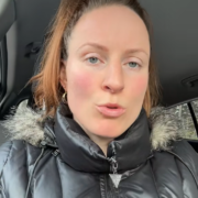 Une fille au Québec en colère : « Les jeunes employés ne savent plus compter ! » 12 Une fille au Québec en colère : « Les jeunes employés ne savent plus compter ! » Capture decran 2025 12 10 202254 Une fille au Québec en colère : « Les jeunes employés ne savent plus compter ! »