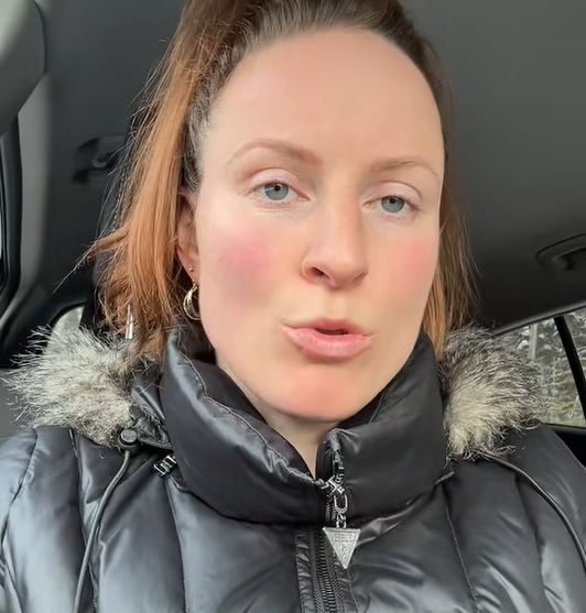 Une fille au Québec en colère : « Les jeunes employés ne savent plus compter ! » 1 Une fille au Québec en colère : « Les jeunes employés ne savent plus compter ! » Capture decran 2025 12 10 202254 Une fille au Québec en colère : « Les jeunes employés ne savent plus compter ! »