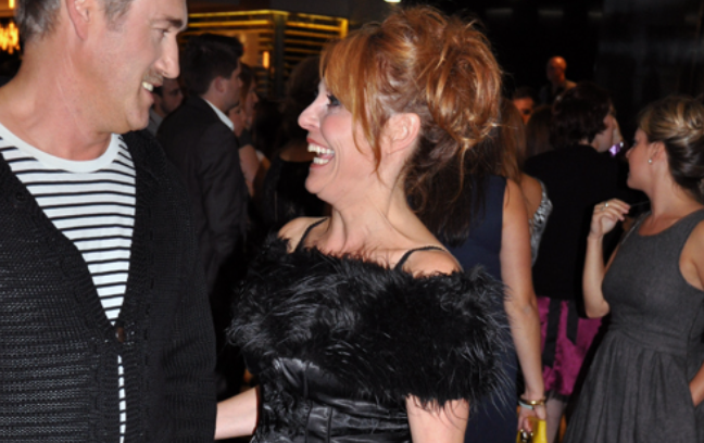 Elle fréquentait un comédien… et avoue en avoir embrassé un autre ! 1 Elle fréquentait un comédien… et avoue en avoir embrassé un autre ! Capture decran 2025 12 12 142916 e1765568103586 Elle fréquentait un comédien… et avoue en avoir embrassé un autre !