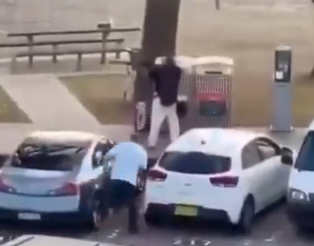 Le geste héroïque d’un homme bouleverse le monde entier 2 Le geste héroïque d’un homme bouleverse le monde entier Capture decran 2025 12 14 131030 Le geste héroïque d’un homme bouleverse le monde entier