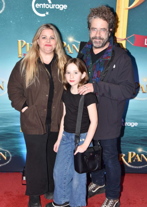 Geneviève Schmidt officialise sa nouvelle relation lors d’une rare sortie publique 2 Geneviève Schmidt officialise sa nouvelle relation lors d’une rare sortie publique Capture decran 2025 12 16 110629 Geneviève Schmidt officialise sa nouvelle relation lors d’une rare sortie publique