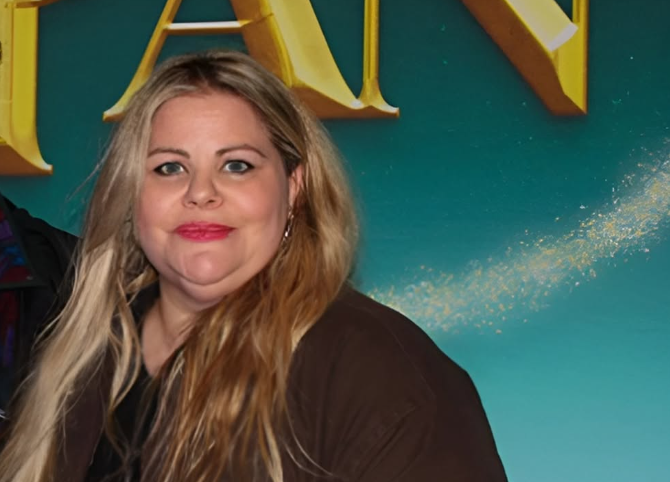 Geneviève Schmidt officialise sa nouvelle relation lors d’une rare sortie publique 1 Geneviève Schmidt officialise sa nouvelle relation lors d’une rare sortie publique Capture decran 2025 12 16 110811 Geneviève Schmidt officialise sa nouvelle relation lors d’une rare sortie publique