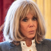 Capture decran 2025 12 17 114251 C&rsquo;est encore plus insultant&rdquo; : les excuses de Brigitte Macron enflamment les r&eacute;seaux