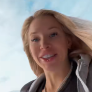 Capture decran 2025 12 18 105849 Une influenceuse qu&eacute;b&eacute;coise re&ccedil;oit une somme folle&hellip; et Internet s&rsquo;enflamme