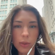 Capture decran 2025 12 22 123837 Elle affirme qu&rsquo;apr&egrave;s deux ans sans bague, il faut partir