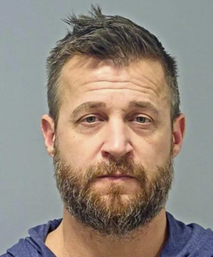 Capture decran 2025 12 27 115200 Un ancien visage de la t&eacute;l&eacute;r&eacute;alit&eacute; arr&ecirc;t&eacute; dans une affaire judiciaire troublante