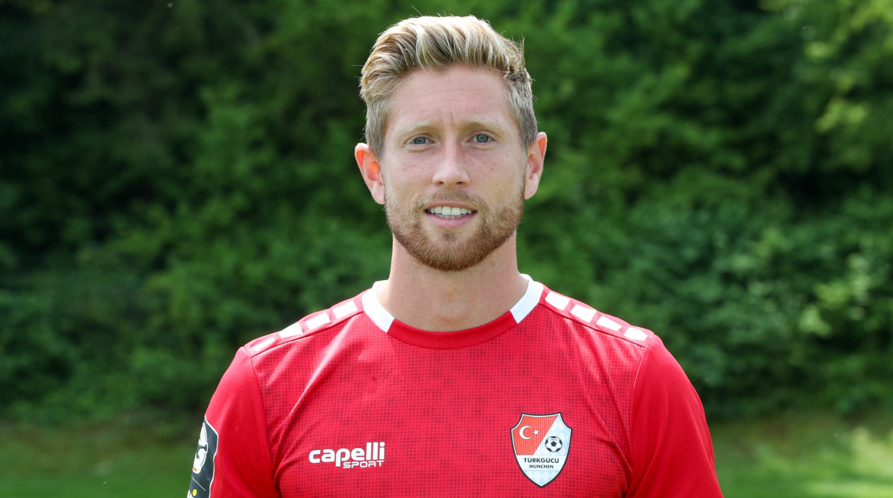 Capture decran 2025 12 29 073514 Drame dans une station de ski : ce footballeur perd la vie dans un terrible accident de t&eacute;l&eacute;si&egrave;ge