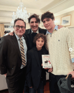 Les fils de Trudeau volent la vedette dans une photo qui fait jaser 2 Les fils de Trudeau volent la vedette dans une photo qui fait jaser Capture decran le 2025 12 01 a 03.00.23 Les fils de Trudeau volent la vedette dans une photo qui fait jaser