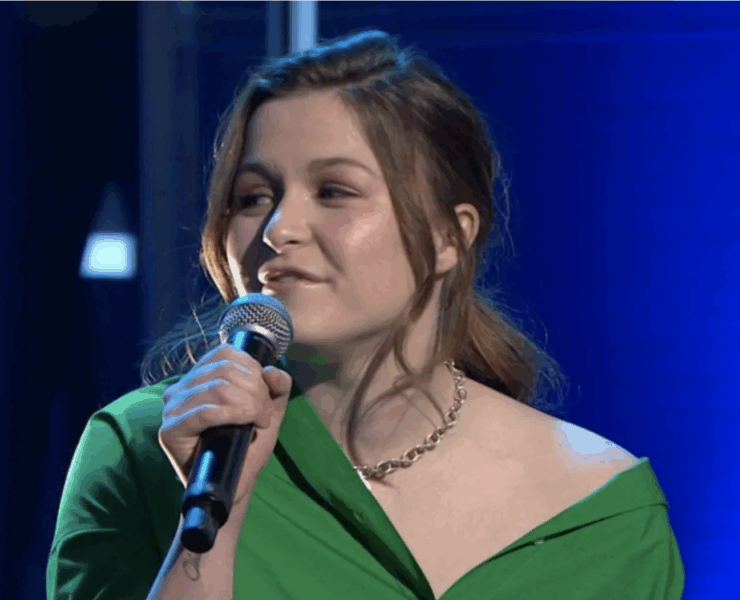 Capture decran le 2025 12 01 a 03.24.11 L&rsquo;homme qui fait rayonner Delphine Morissette : une escapade qui fait jaser