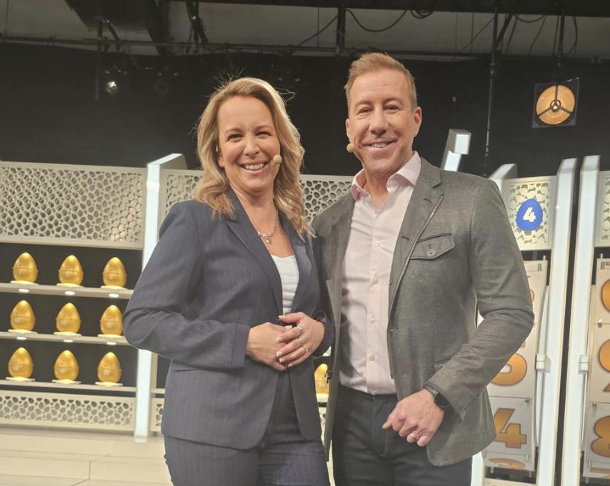 Julie Houle annonce un épisode très spécial de La poule aux œufs d’or rempli d’émotions 1 Julie Houle annonce un épisode très spécial de La poule aux œufs d’or rempli d’émotions Capture decran le 2025 12 01 a 12.28.12 e1764610199172 Julie Houle annonce un épisode très spécial de La poule aux œufs d’or rempli d’émotions