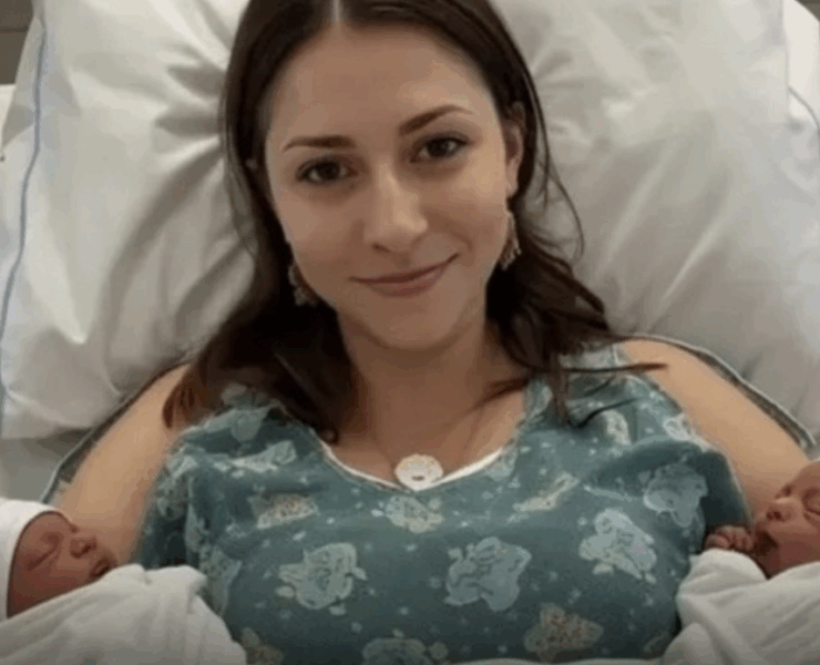 Capture decran le 2025 12 01 a 13.09.19 e1764613447351 &Agrave; 19 ans, elle donne naissance &agrave; des jumeaux&hellip; de deux p&egrave;res diff&eacute;rents : un ph&eacute;nom&egrave;ne m&eacute;dical aussi rare que r&eacute;el