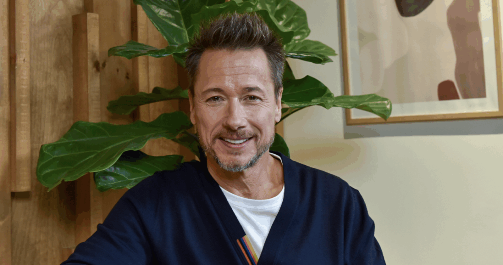 Stéphane Rousseau annonce son grand retour sur scène après 10 ans d’absence! 1 Stéphane Rousseau annonce son grand retour sur scène après 10 ans d’absence! Capture decran le 2025 12 02 a 15.05.41 Stéphane Rousseau annonce son grand retour sur scène après 10 ans d’absence!