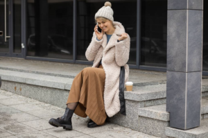 Les tendances mode hivernales incontournables au Canada pour 2026 5 Les tendances mode hivernales incontournables au Canada pour 2026 Capture decran le 2025 12 03 a 03.45.56 Les tendances mode hivernales incontournables au Canada pour 2026