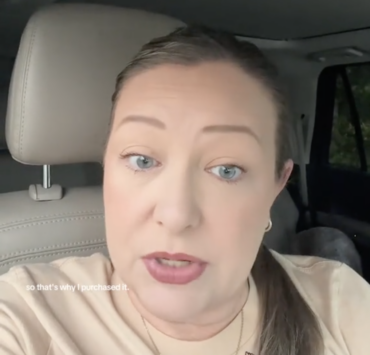 Elle est furieuse : elle paie 1 100 $ par mois pour une voiture qui ne cesse de perdre de la valeur 4 Elle est furieuse : elle paie 1 100 $ par mois pour une voiture qui ne cesse de perdre de la valeur Capture decran le 2025 12 03 a 09.49.22 e1764773416349 Elle est furieuse : elle paie 1 100 $ par mois pour une voiture qui ne cesse de perdre de la valeur