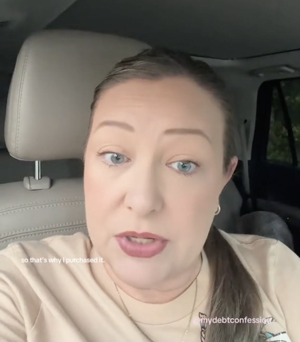 Elle est furieuse : elle paie 1 100 $ par mois pour une voiture qui ne cesse de perdre de la valeur 1 Elle est furieuse : elle paie 1 100 $ par mois pour une voiture qui ne cesse de perdre de la valeur Capture decran le 2025 12 03 a 09.49.22 e1764773416349 Elle est furieuse : elle paie 1 100 $ par mois pour une voiture qui ne cesse de perdre de la valeur