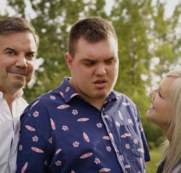 « Un geste touchant : Charles Lafortune dévoile des images inédites de Sophie Prégent et Mathis pour une cause cruciale » 8 « Un geste touchant : Charles Lafortune dévoile des images inédites de Sophie Prégent et Mathis pour une cause cruciale » Capture decran le 2025 12 04 a 03.01.32 « Un geste touchant : Charles Lafortune dévoile des images inédites de Sophie Prégent et Mathis pour une cause cruciale »