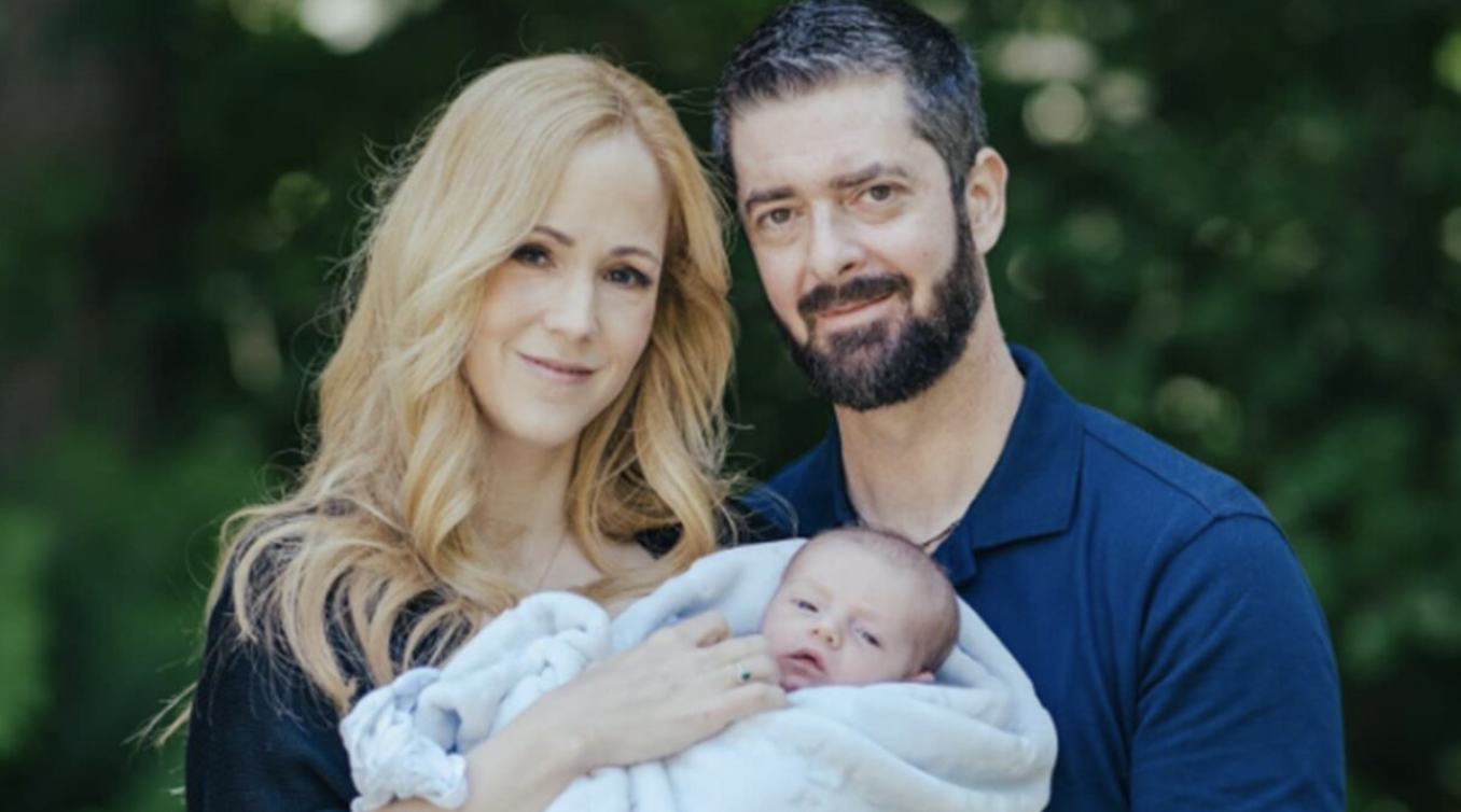 Tara de La Famille Groulx revient sur son pépin de santé : « J’accoucherais 13 fois plutôt que d’avoir ça » 1 Tara de La Famille Groulx revient sur son pépin de santé : « J’accoucherais 13 fois plutôt que d’avoir ça » Capture decran le 2025 12 04 a 19.37.18 Tara de La Famille Groulx revient sur son pépin de santé : « J’accoucherais 13 fois plutôt que d’avoir ça »