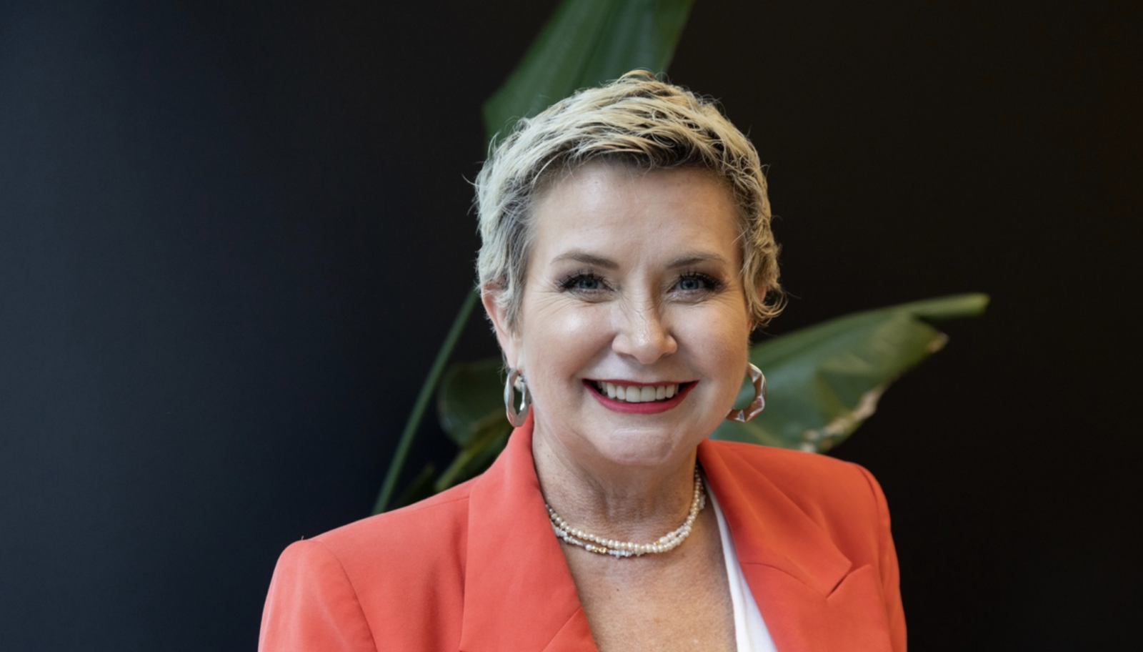 Nathalie Simard émerveillée : La déclaration bouleversante pour le 1er anniversaire de sa petite-fille ! 1 Nathalie Simard émerveillée : La déclaration bouleversante pour le 1er anniversaire de sa petite-fille ! Capture decran le 2025 12 05 a 01.40.14 Nathalie Simard émerveillée : La déclaration bouleversante pour le 1er anniversaire de sa petite-fille !