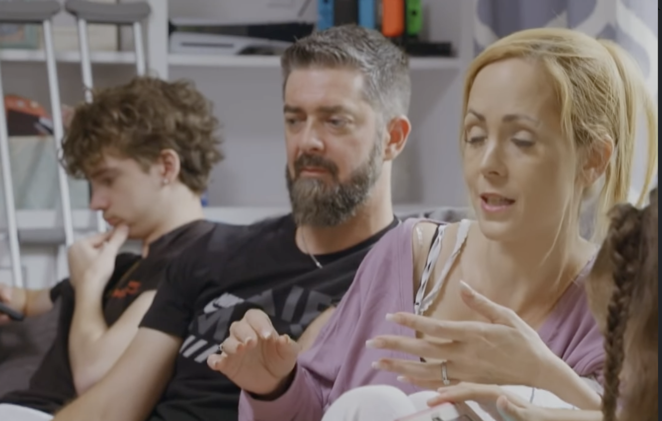 Capture decran le 2025 12 05 a 20.13.47 e1764983713648 Tara de La famille Groulx hospitalis&eacute;e d&rsquo;urgence : elle partage l&rsquo;&eacute;preuve qui a boulevers&eacute; son quotidien