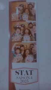 Capture decran le 2025 12 06 a 17.38.37 Voici toutes les photos du party de Noël de STAT avec Julie Perreault, Benjamin Gratton et plus