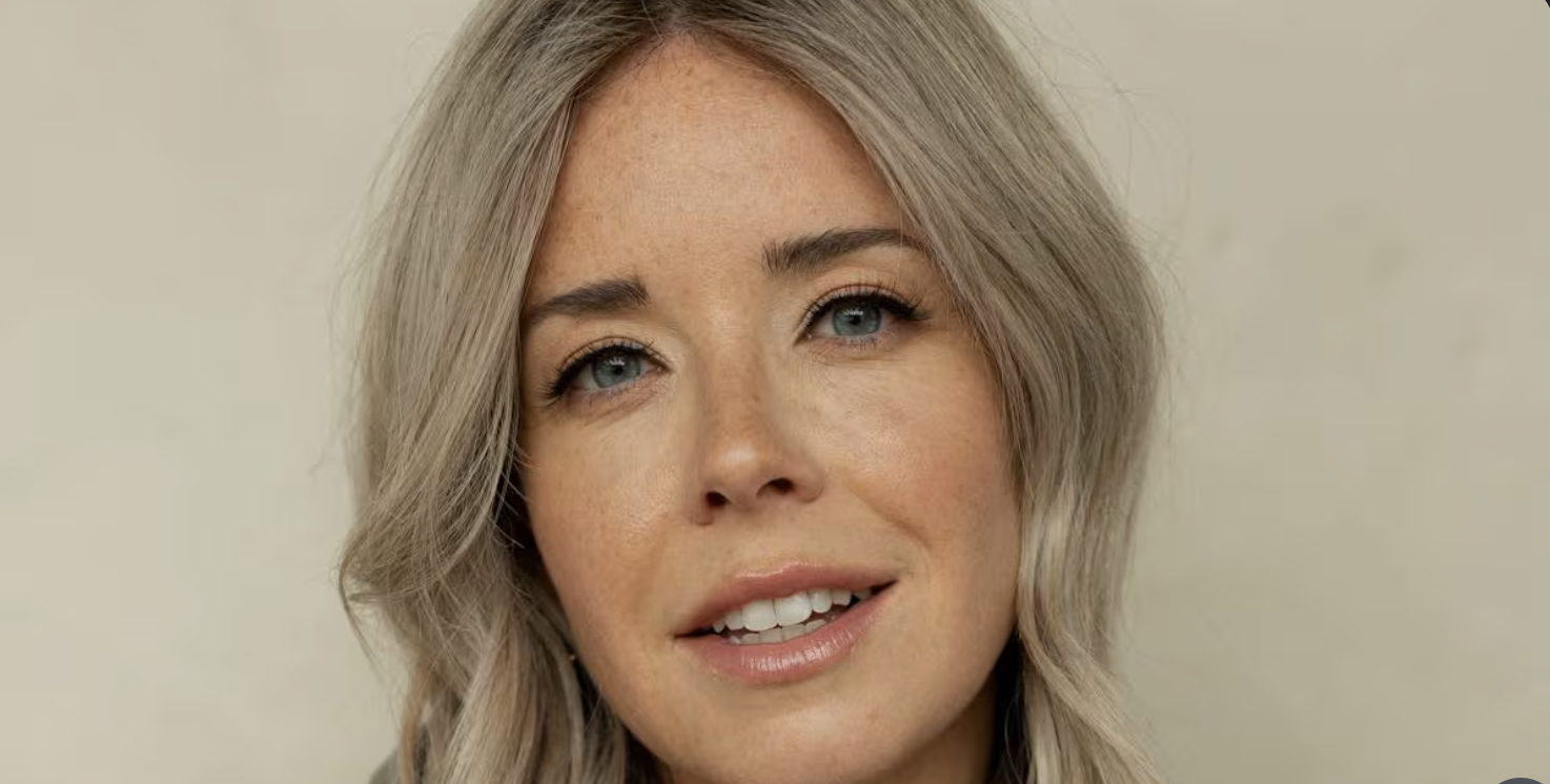 Capture decran le 2025 12 08 a 02.28.57 Silence brutal pour Sabrina Cournoyer : Son combat pour retrouver l'audition inspire