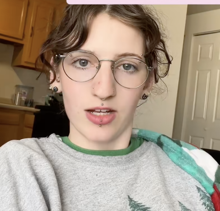 Capture decran le 2025 12 09 a 12.09.37 e1765300237303 &ldquo;J&rsquo;ai 24 ans et 205 000 $ de dettes&rdquo; : son t&eacute;moignage bouleverse le web