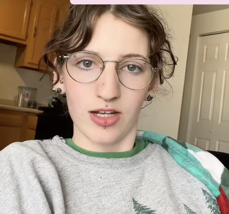 Capture decran le 2025 12 09 a 12.09.37 e1765300237303 &ldquo;J&rsquo;ai 24 ans et 205 000 $ de dettes&rdquo; : son t&eacute;moignage bouleverse le web