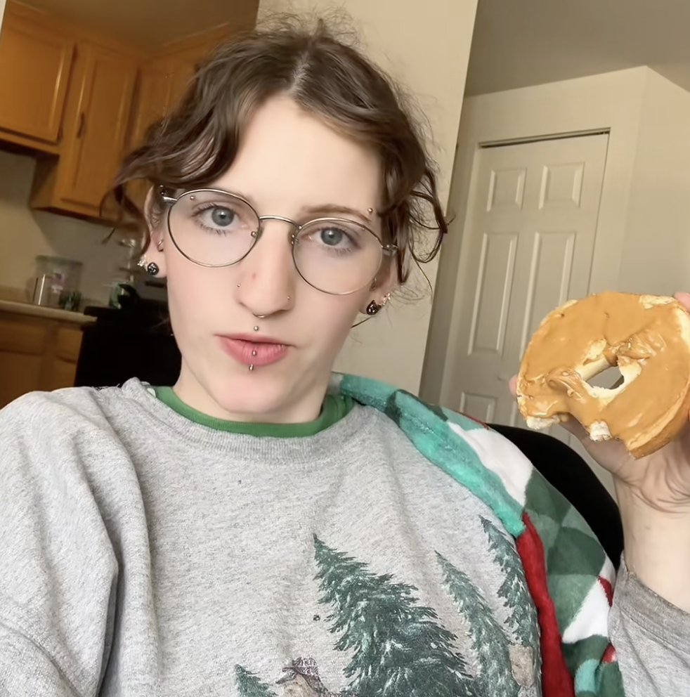 Capture decran le 2025 12 09 a 12.13.16 “J’ai 24 ans et 205 000 $ de dettes” : son témoignage bouleverse le web