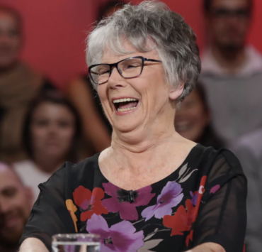 les fils de Béatrice Picard et le Québec lui rendent hommage : «Tu nous quittes toujours bien ancrée dans ton éternelle jeunesse » 2 les fils de Béatrice Picard et le Québec lui rendent hommage : «Tu nous quittes toujours bien ancrée dans ton éternelle jeunesse » Capture decran le 2025 12 09 a 16.13.12 les fils de Béatrice Picard et le Québec lui rendent hommage : «Tu nous quittes toujours bien ancrée dans ton éternelle jeunesse »