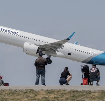 Chaos Aérien : Air Transat Évite la Grève, mais Laisse des Voyageurs en Plein Désarroi 2 Chaos Aérien : Air Transat Évite la Grève, mais Laisse des Voyageurs en Plein Désarroi Capture decran le 2025 12 10 a 00.16.56 Chaos Aérien : Air Transat Évite la Grève, mais Laisse des Voyageurs en Plein Désarroi