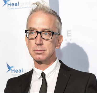 Capture decran le 2025 12 10 a 10.52.37 Hollywood en Alerte : Andy Dick Retrouv&eacute; Effondr&eacute;