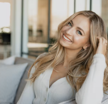 Capture decran le 2025 12 10 a 18.18.10 Ludivine Reding en Bikini : Ces Photos Qui R&eacute;chauffent le C&oelig;ur du Qu&eacute;bec !