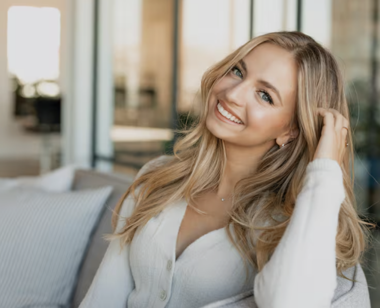 Capture decran le 2025 12 10 a 18.18.10 Ludivine Reding en Bikini : Ces Photos Qui R&eacute;chauffent le C&oelig;ur du Qu&eacute;bec !