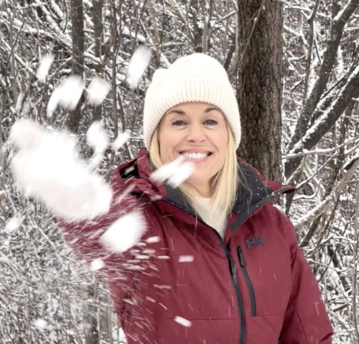 Capture decran le 2025 12 11 a 11.57.36 Anouk Meunier d&eacute;voile de rares clich&eacute;s avec son fils Arnaud