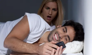 Il Trompe mais Ne Part Pas : Découvrez Pourquoi Certains Hommes Ne Quittent Jamais Leur Épouse ! 4 Il Trompe mais Ne Part Pas : Découvrez Pourquoi Certains Hommes Ne Quittent Jamais Leur Épouse ! Capture decran le 2025 12 11 a 18.01.19 Il Trompe mais Ne Part Pas : Découvrez Pourquoi Certains Hommes Ne Quittent Jamais Leur Épouse !